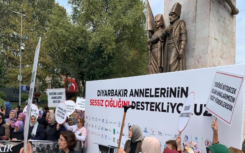 Diyarbakır Annelerine Destek